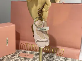 MIUMIU pink shoe pendant-3879  